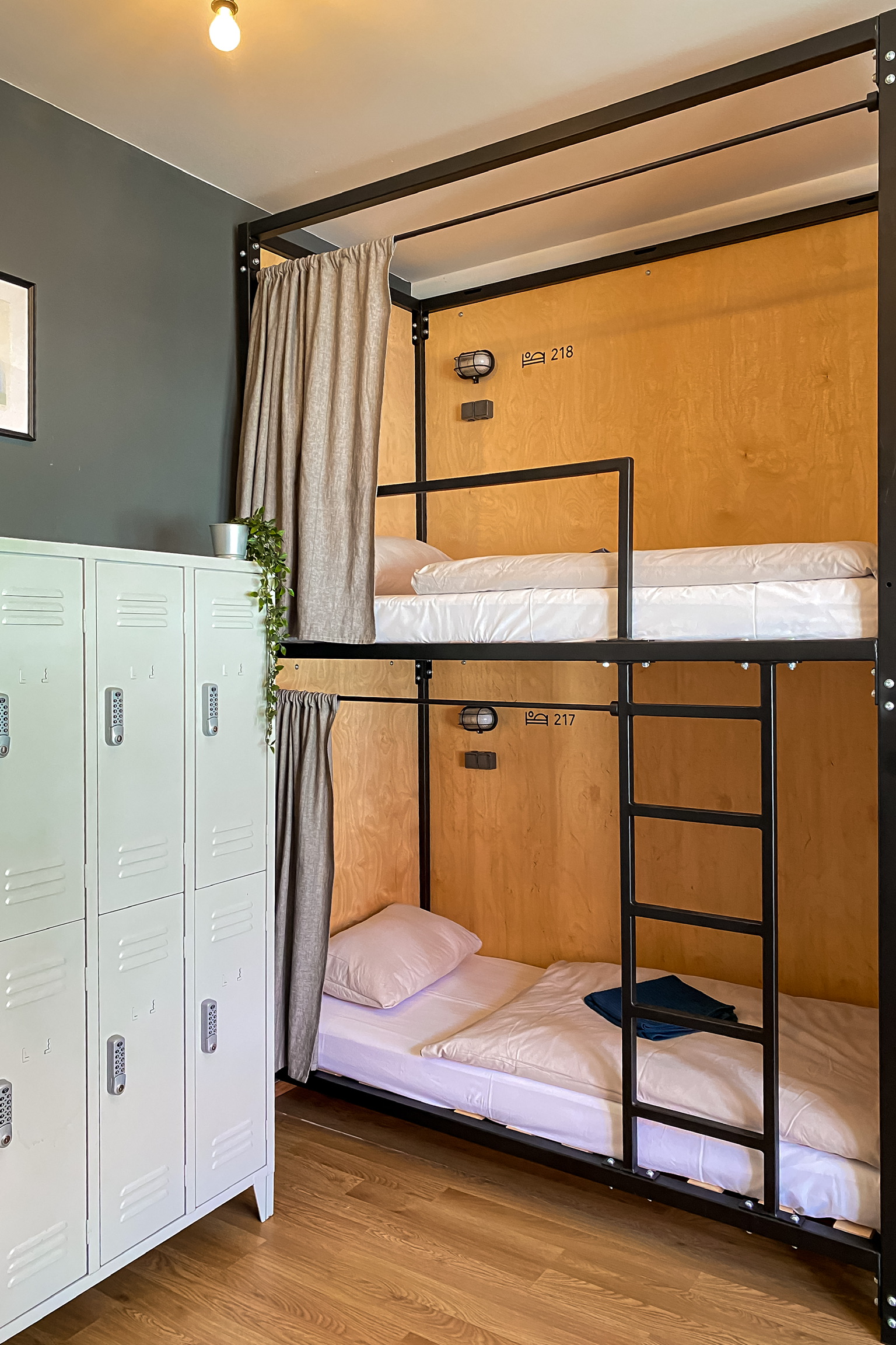 8-Bed Female Dorm — photo 2
